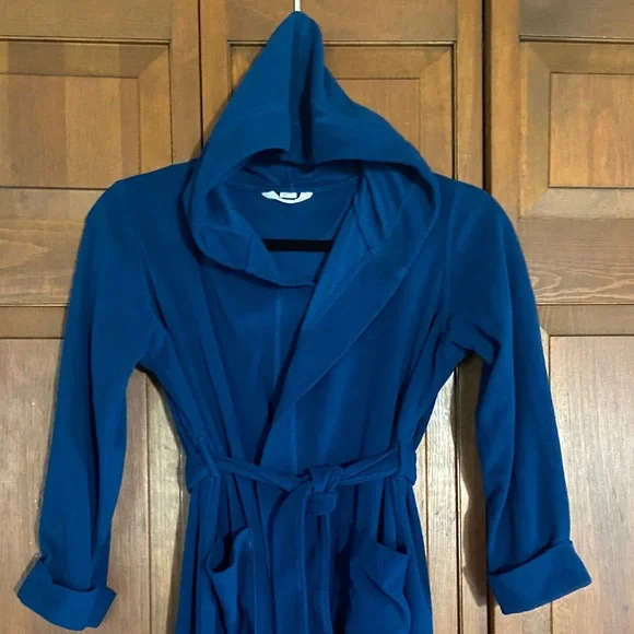 Lands' End Navy Hooded Kids BathRobe Size 8 - Picture 9 of 11